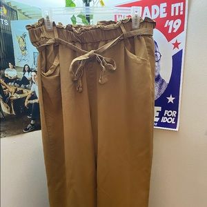 ✨THREAD & SUPPLY✨ mustard paper bag pants